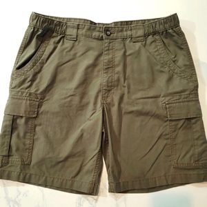 Savane Mens Sz. 38 khaki cargo shorts